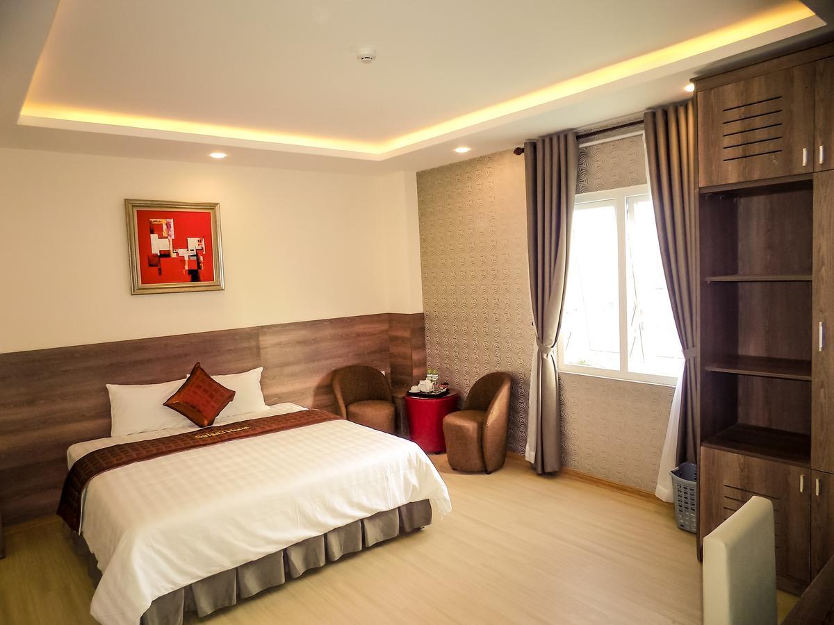 La Suite Hotel Danang Bagian luar foto