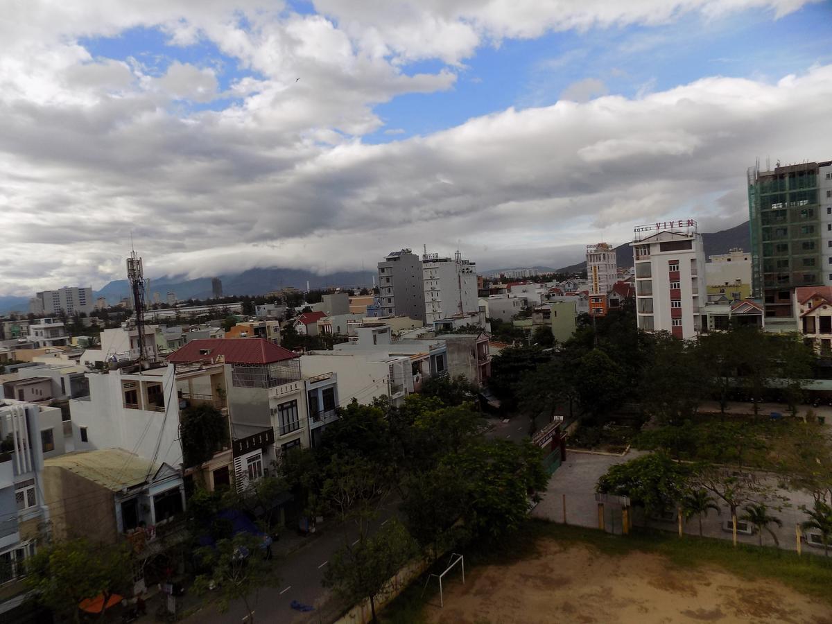 La Suite Hotel Danang Bagian luar foto
